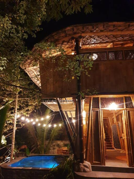 Villa Eco Bamboo Island Bali - Bamboo House #4 à Selat Extérieur photo